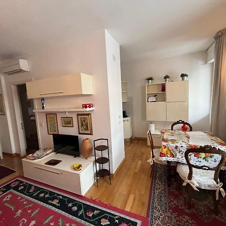 Beautiful New Apartment, Near Torre Di Pisa Luaran gambar