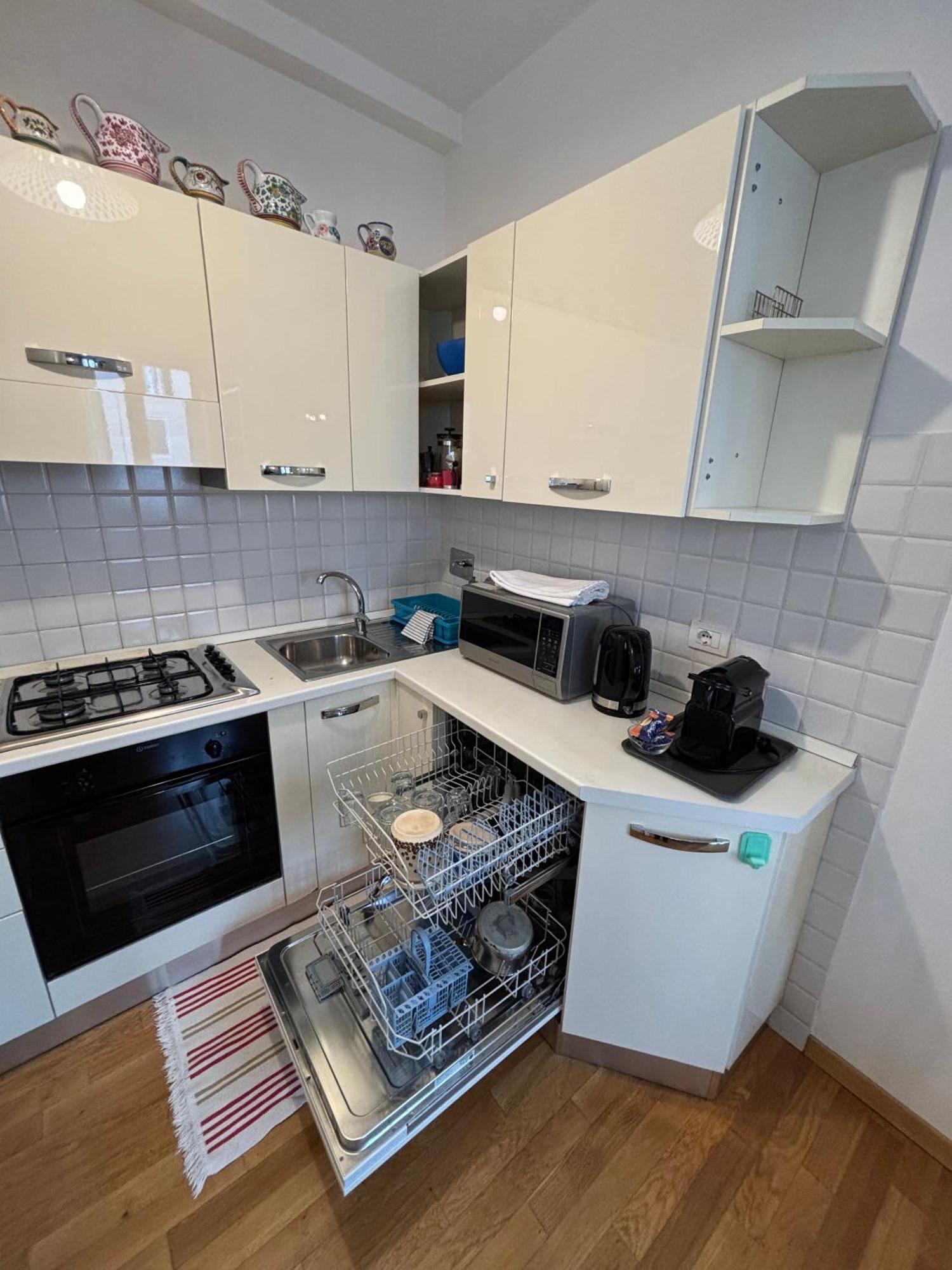 Beautiful New Apartment, Near Torre Di Pisa Luaran gambar